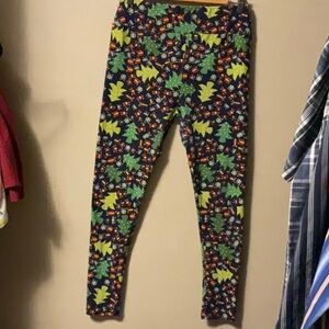 LuLaRoe Green and Blue Patterned Leggings